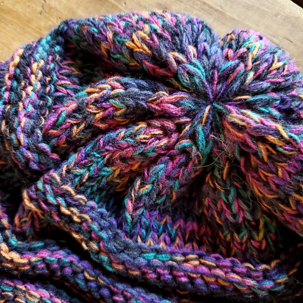 C. C Women’s Cable Knit Colorful Beanie - Picture 3 of 15